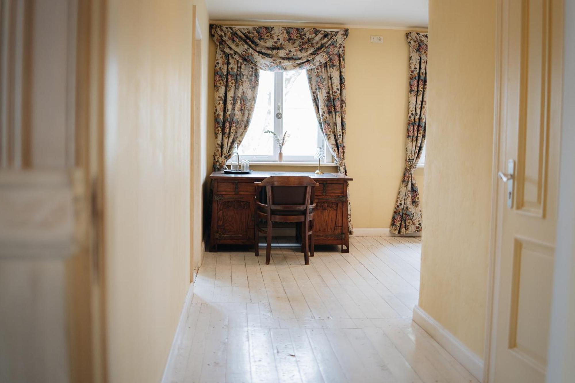 Odzienas Krogusmaja Kamer foto